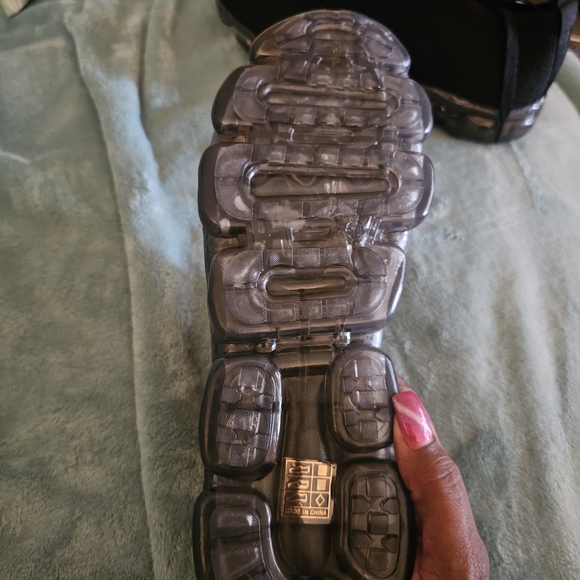 Black Athletic Shoes for Women - Picture 7 of 8